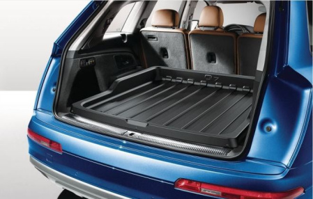 Поддон в багажник Audi Q7 (4M)