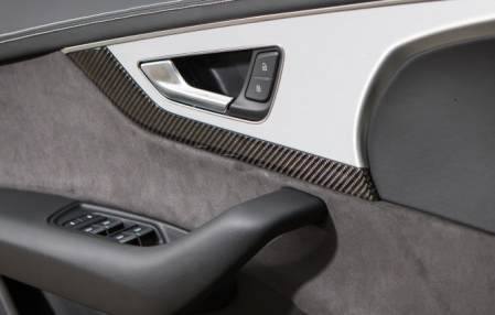 Отделка дверей Audi Q7 (4M) карбоновая