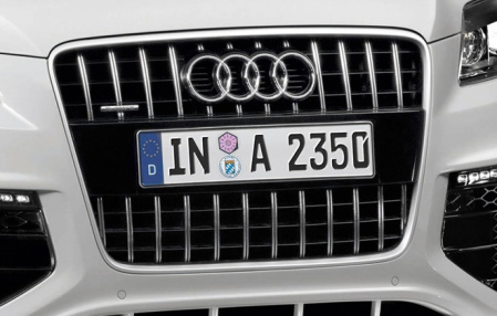 Решетка радиатора Audi Q7 (4L) из модификации V12