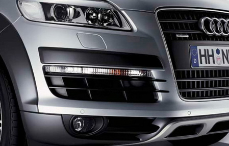 Комплект защитных накладок переднего бампера Audi Q7 (4L) 2007-2009