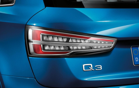 Задние фонари Audi Q3 (8U) 2012-2015 с прозрачными рассеивателями