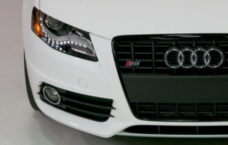 Хромированная облицовка противотуманных фар Audi A4/S4 Sedan (8K/B8) 2008-2011, A4/S4 Avant (8K/B8) 2009-2011, A5*A5/S5 Coupe (8T) 2008-2011 г.в., A5*A5/S5 Sportback (8T) 2009-2011