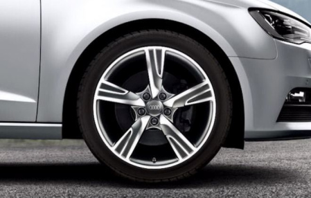 Диск литой R18 VAG дизайн 5 рукавов глянцевый anthracite для Audi A3/S3 (8V) 2013-2016, A3/S3 Sportback (8V) 2013-2016