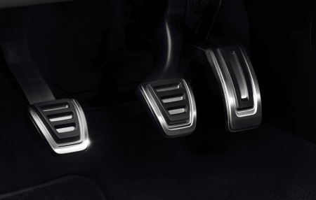 Накладки на педали Audi Q3 (F3) для автомобилей с МКПП