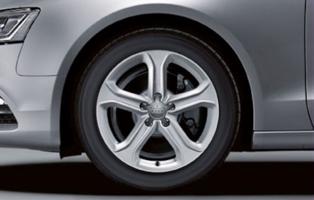Диск литой R17 VAG дизайн 5 рукавов для Audi A5 (8T)