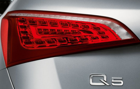 Задние фонари Audi Q5 (8R) 2009-2012 диодные в матовом обрамлении